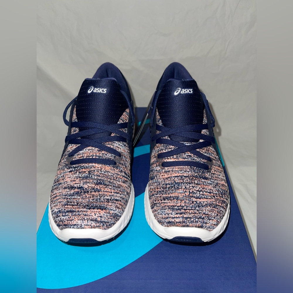 ASICS GEL-KENUN KNIT SIZE 6